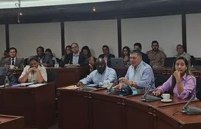 Comisión de Plan y Tierras