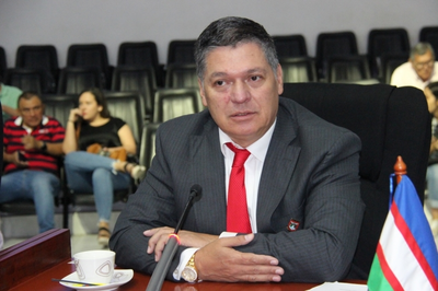 Voto a favor del proyecto 180: Fabio Alonso Arroyave Botero