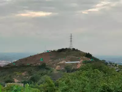 Invaden cerro de la Teta en la Buitrera