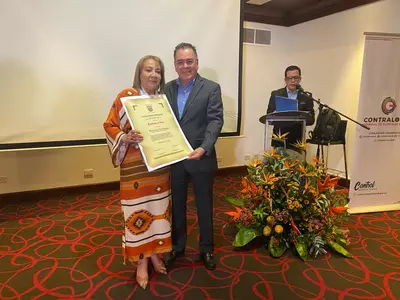 Alma Carmenza Erazo fue exaltada por su carrera pública de 34 años
