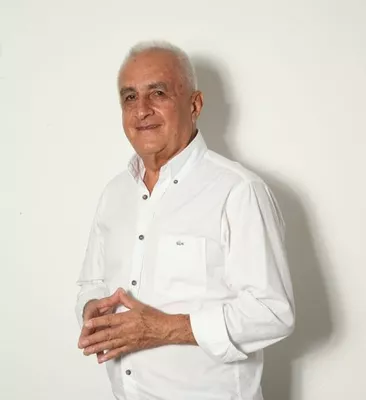 Minuto de silencio a la memoria de ex concejal conservador Rubén Darío García