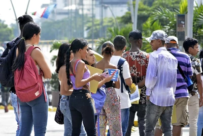 Política de juventud sin resultados, piden evaluar programas sociales en plan de desarrollo