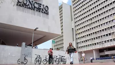 Autorización para reperfilar deuda pública a primer debate, con modificaciones