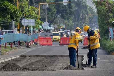 Programa para recuperar vías de Cali tiene atrasos, concejales reclaman acciones en concreto
