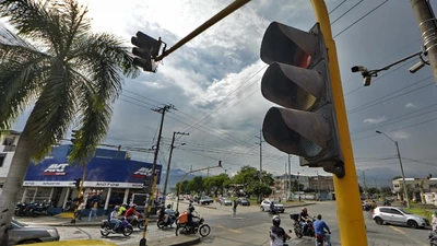 Semáforos en mal estado y cartera morosa, mayores cuestionamientos a Movilidad de Cali