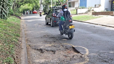Cuestionan logros en infraestructura vial de Cali