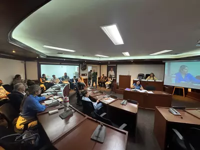 Alertan por riesgos en Cali y la región ante cierre de unidades de obstetricia y unidades pediátricas