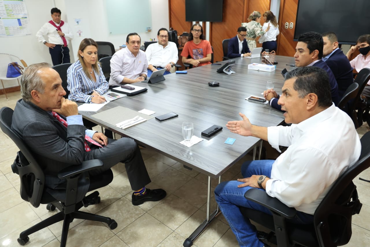 Con Ministro de Transporte, Concejo y Alcaldía buscan soluciones al MIO