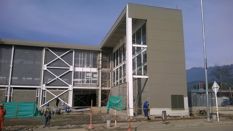 En inicio de año lectivo escolar cuestionan estado de aulas escolares