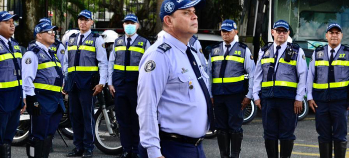 AGENTES DE TRANSITO