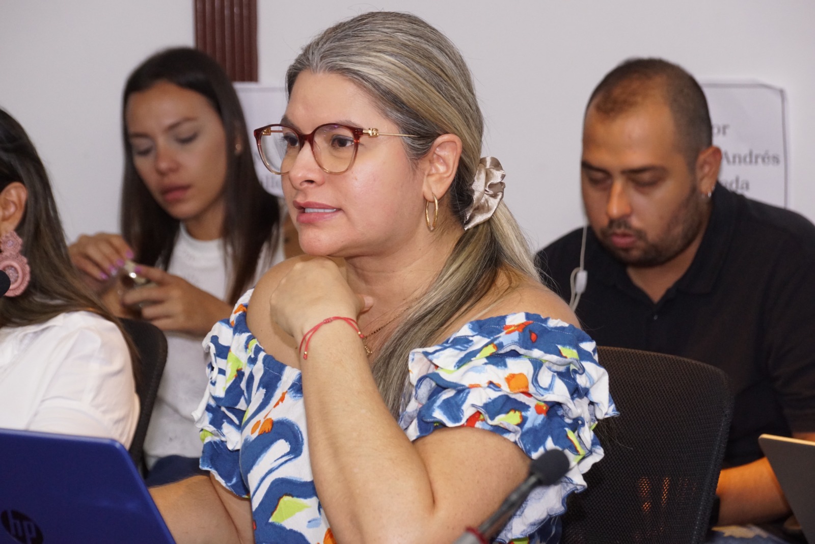 COMISION